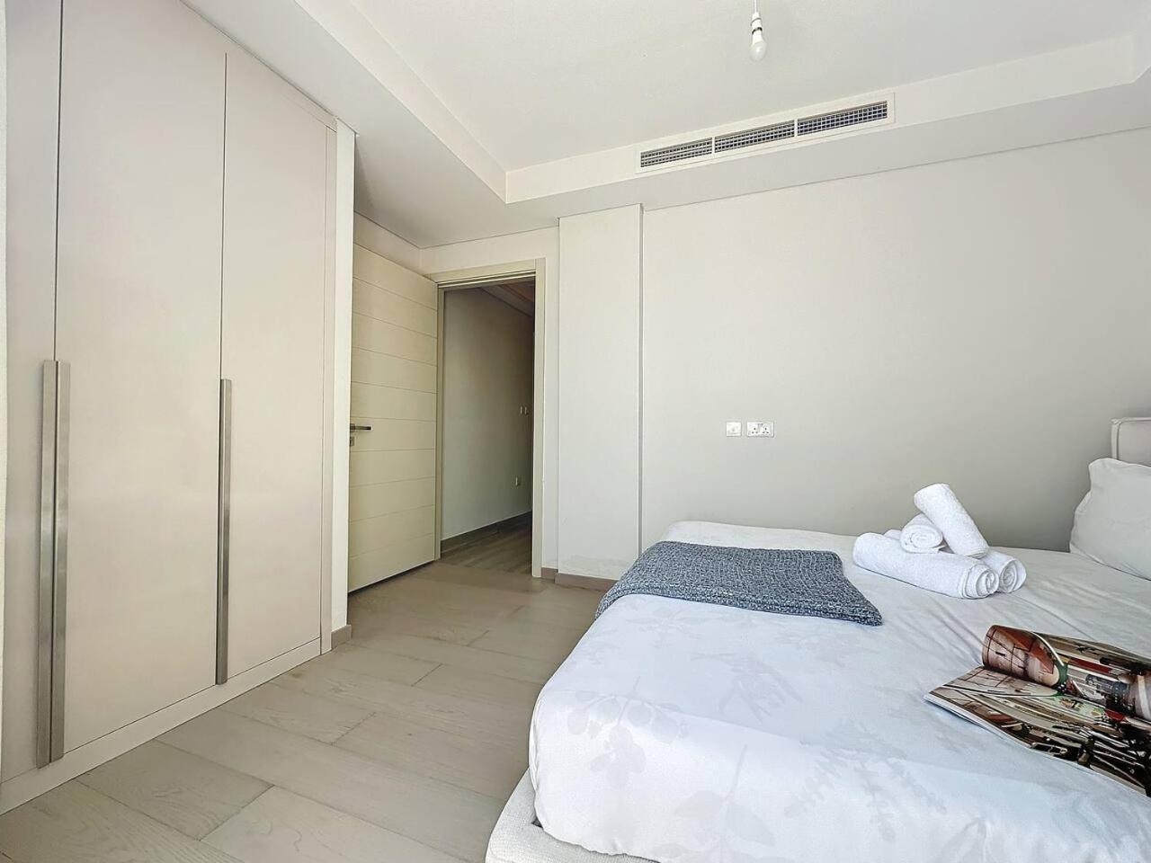 Key View - Aquilegia Villa, Damac Hills Dubai Bagian luar foto