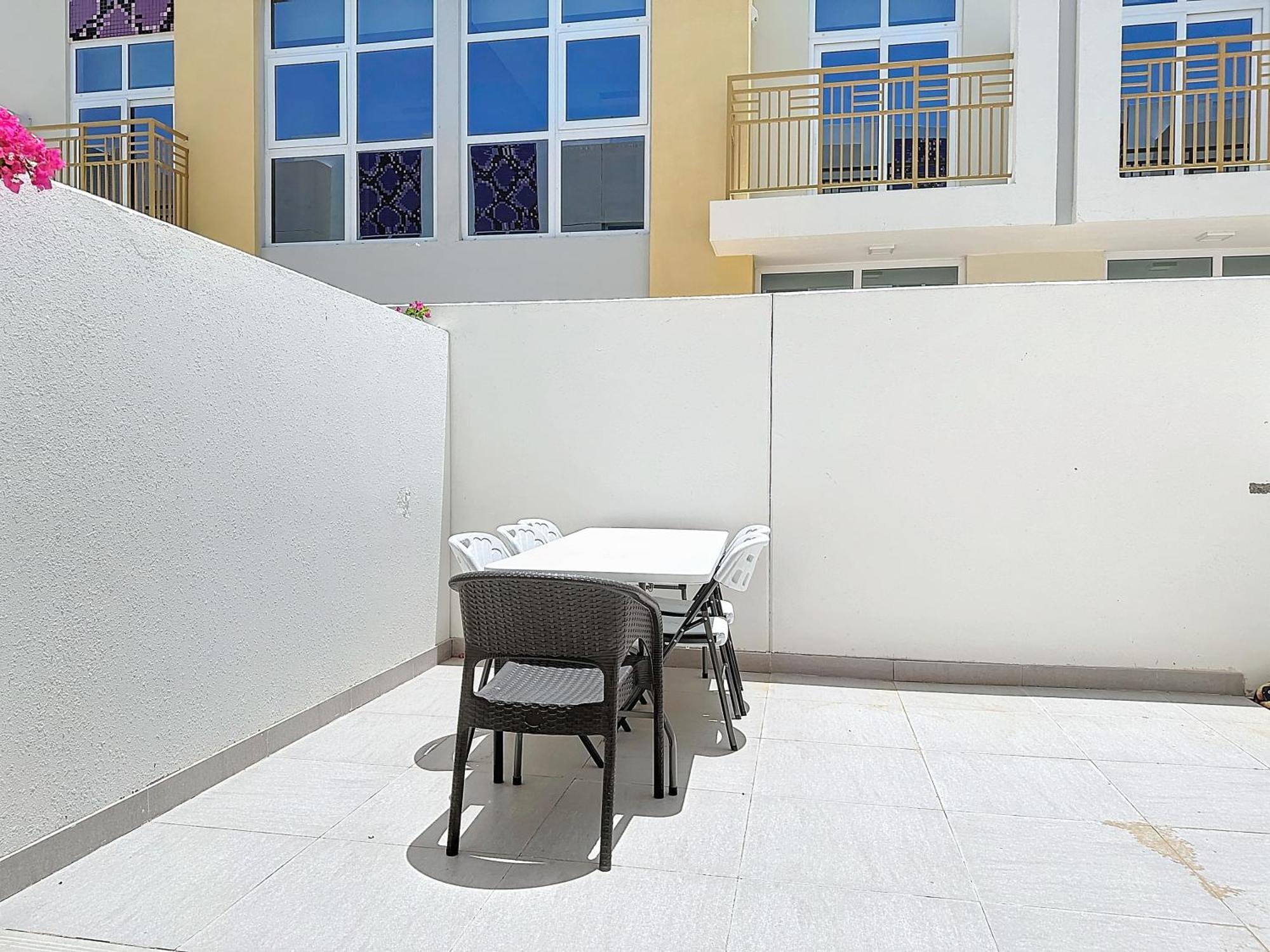 Key View - Aquilegia Villa, Damac Hills Dubai Bagian luar foto